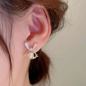 🐰 Adorable Bunny Rabbit Faux Pearl Jeweled Stud Earrings 🐇